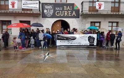 Martxoaren 8rako agenda osatu dute