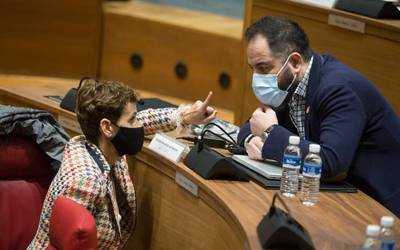 Zabalza auzia argitzea eskatzen duen adierazpena bere egin du gobernuak