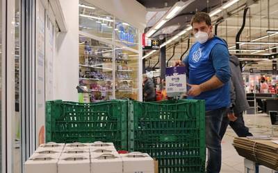 Martxa onean hasi da Zaporeak taldearen esne bilketa