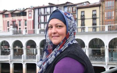"Arrazakeria bizi dugunok lehen pertsonan hitz egin behar dugu, gizartea sentsibilizatzeko"