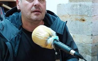 Autoak harrapatuta hil da Balda