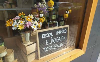 Sura saltokiak emandako oparia zozkatuko dugu Baleikeko bazkideen artean