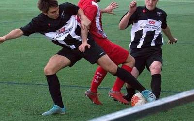 Gure Txokoako futbol eta areto-futbol taldeek denboraldiko lehen partidak jokatuko dituzte etxean
