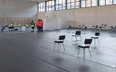 Goizean 80 urtetik gorako 140 lagunek hartu dute txertoa Leitzan