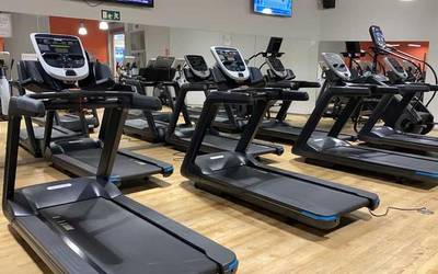 43 pertsona kutsatu dira Deustuko Alta Fit gimnasioko agerraldian