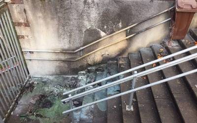 Zornotzako Udalak asteburuan izandako ekintza bandalikoak gaitzetsi ditu