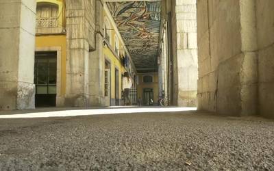Euskal Herria plazako arkupeetako zoladura berrituko da