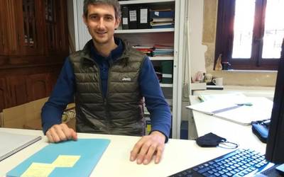 Beñat Mendiburu: "Erregulatu dugu ze baserritan eraiki daitekeen eta nola"