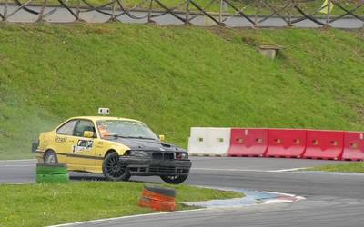 Shakedown 2021 jardunaldia hartu zuen bere baitan asteburuan Olaberriako zirkuituak