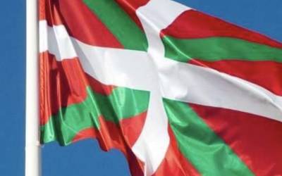 ‘Euskal Herria Batera’ ekimenarekin bat egin du Udalak