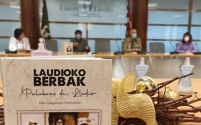 'Laudioko berbak' liburua sarera eraman dute