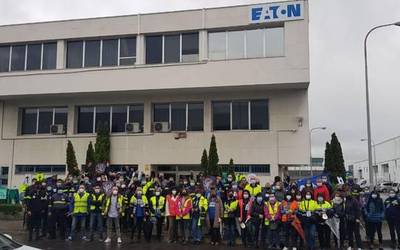 Eaton enpresako langileekin batera mobilizatu dira Tubacexeko grebalariak