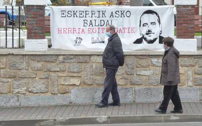 Balda omenduko dute