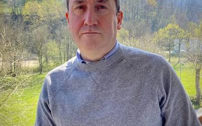 «Profesionaltasunak desberdintzen gaitu bertzeengandik»