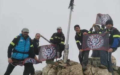 Aizkorriko tontorreraino eraman dute Tubacexeko langileen aldeko aldarria eta aste honetan Bilbora eta Gasteizera itzuliko dira