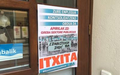 Udal eraikinak itxita egongo dira bihar, sindikatuek deitutako grebagatik