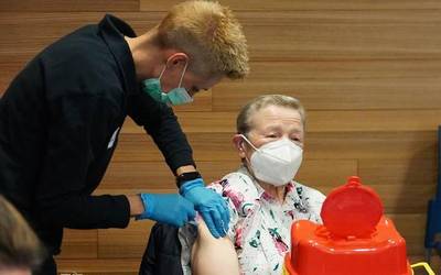 Bortzirietako 468 lagunek hartu dute txertoa gaur Lesakan