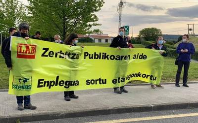 Enplegu publikoaren aldeko greba egingo dute gaur