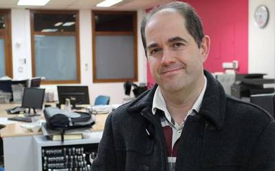 “5G teknologia atzeratzea eskatzen dugu, kaltegarria ez dela dioten ikerketa independente gehiago egon arte”