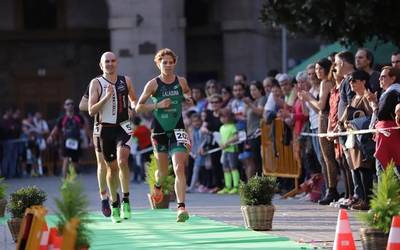 Duatloi proba dela-eta, herritarrei zuhurtziaz aritzeko dei egin die Udalak