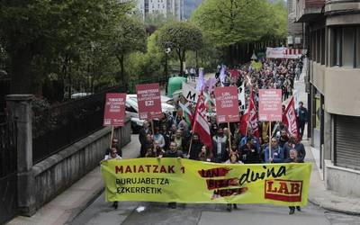 Bertan behera utzi du LABek Maiatzaren Leheneko mobilizazioa, Tubacexeko langileen manifestazioan “militantzia osoaren presentzia” bermatu eta “langil