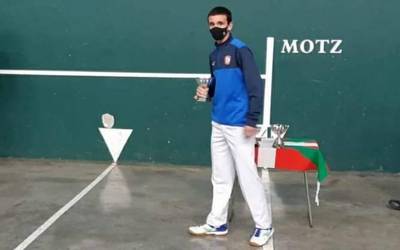 Jon Etxaniz nagusi, Gipuzkoako Lau eta Erdikoaren mendebaldeko finalean
