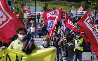 Aldaketa aldarrikatu dute Uribe Kostan