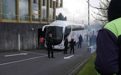 Non daude ustez Tubacexeko fabriketara joaten ziren 100 langileak?