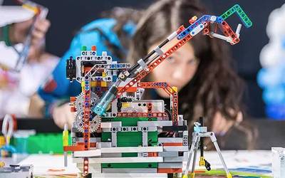 First Lego League txapelketaren finala jokatuko da bihar