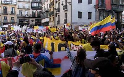 Aldarria Iruñean, Kolonbiako errepresioaren aurka