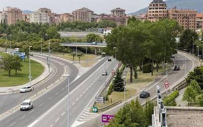 Zaragoza etorbidean merkatal gunea erakitzearen alde bat egin dute Navarra Sumak eta PSNk