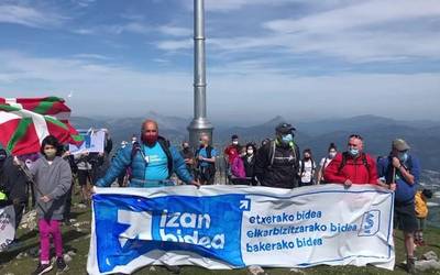 Tontorretara eroan dute euskal presoak etxeratzeko aldarria