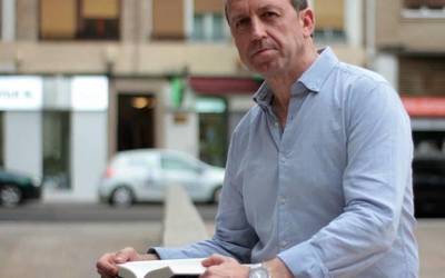 'La Puerta Pintada' liburuaren aurkezpena eta eztabaida Lesakako Harriondoan
