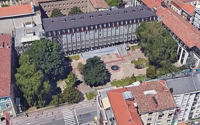 Jada txertatutako pertsona bat Covid-19arekin hil da San Prudentzio egoitzan