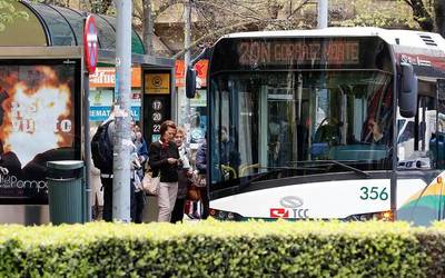 Autobus bakoitzaren okupazio-maila ezagutzeko aplikazioa aurkeztu du mankomunitateak