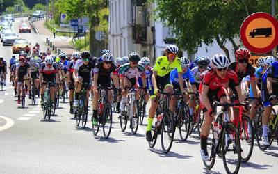 Hugo Aznar Lazkaoko podiumean