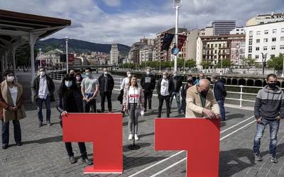 Hamaika Gara ekimenaren sustatzaileek mobilizizazioa deitu dute Bilboko Areatzan uztailaren 3an