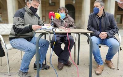 Etxegabetua, larriki gaixorik eta bere tabernan ezkutuan bizitzera behartuta