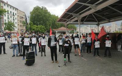 Hainbat gazte eta ikasle eragilek bat egin dute pentsiodunen larunabateko mobilizazioarekin