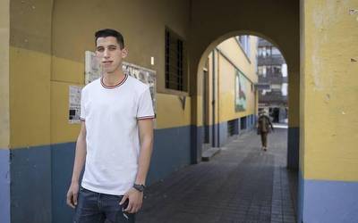 "Kalean dauden gazteek aukera bat bakarrik behar dute motibazioa lortzeko"