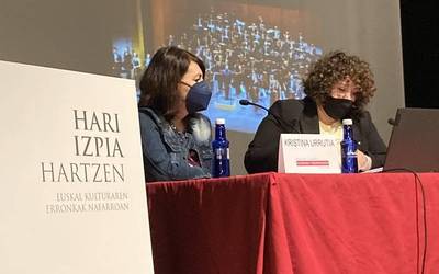 Bigarren 'Hari izpia hartzen' jardunaldiak egiten ari dira Atarrabian