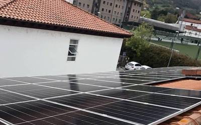2030etik aitzinera erakunde publiko guztiek kontsumituko duten energia elektrikoa %100 berriztagarria izan beharko du