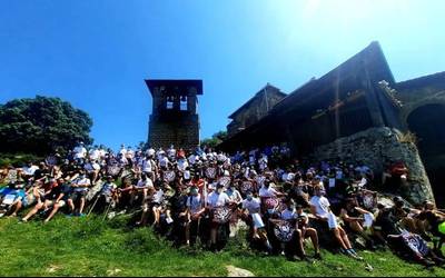 Ermualdera igota ospatu dute Tubacexeko langileek Santa Luzia