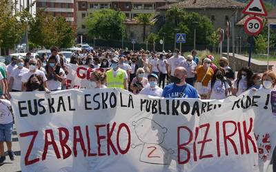 Zabaleko Bizirik! plataformak bat egin du biharko mobilizazio egunarekin