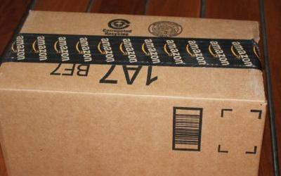Amazon eta “alboko   pasealekua”