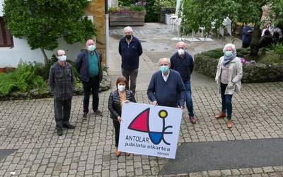 Edadetuen egunerokoa hobetzeko sortu dute Antolar Jubiltuen Elkartea