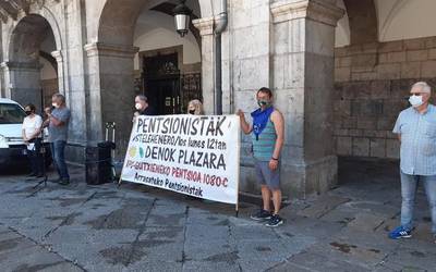 Itun politiko eta soziala lortzeko negoziazioen gardentasun falta salatu dute pentsiodunek