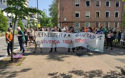Urtaranek etxegabetzen du, etxebizitza eskubidea guztiontzat!