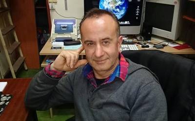 «Argazkilariak ia ikusezina izaten jakin behar du»