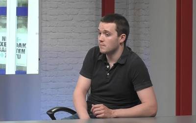 Unai Otamendi: "Garatu dudan programa informatikoarekin osasun zerbitzuek izan dezaketen karga aurreikusi genezake"